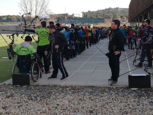 equipo club tiro con arco aranjuez
