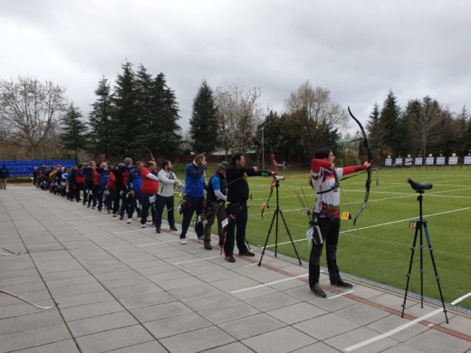 4D910160-8E53-41E3-8DE0-867F6B47AB89